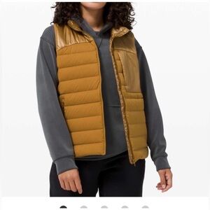 NWT Women’s LULULEMON Navigation Down Vest, sz 10